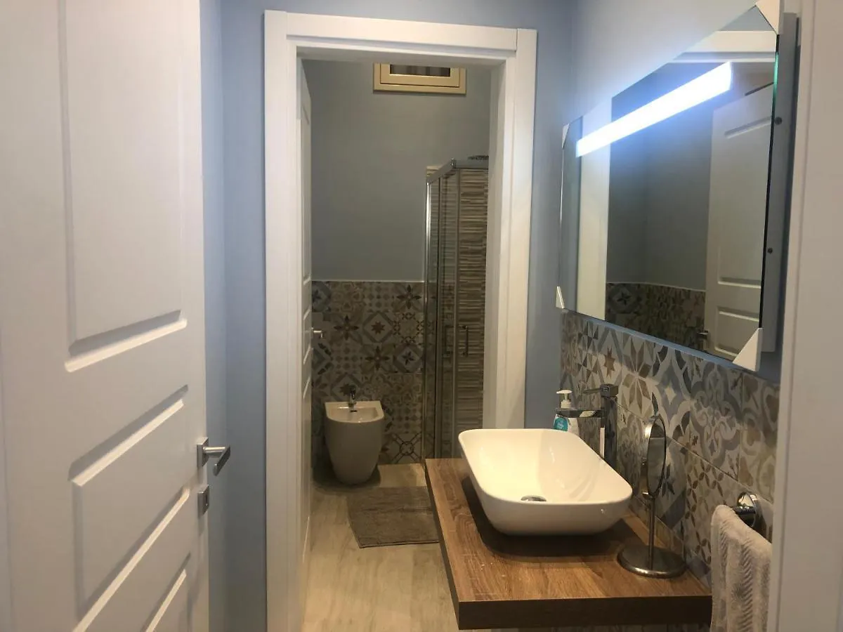 Apartment Alfonzetti-5 Min Walk To Central Train And Bus Station Katania