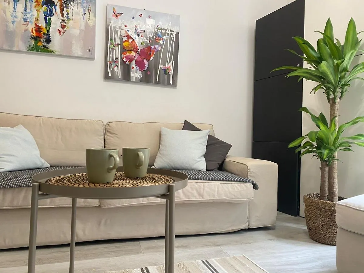 Apartment Alfonzetti-5 Min Walk To Central Train And Bus Station Katania Włochy