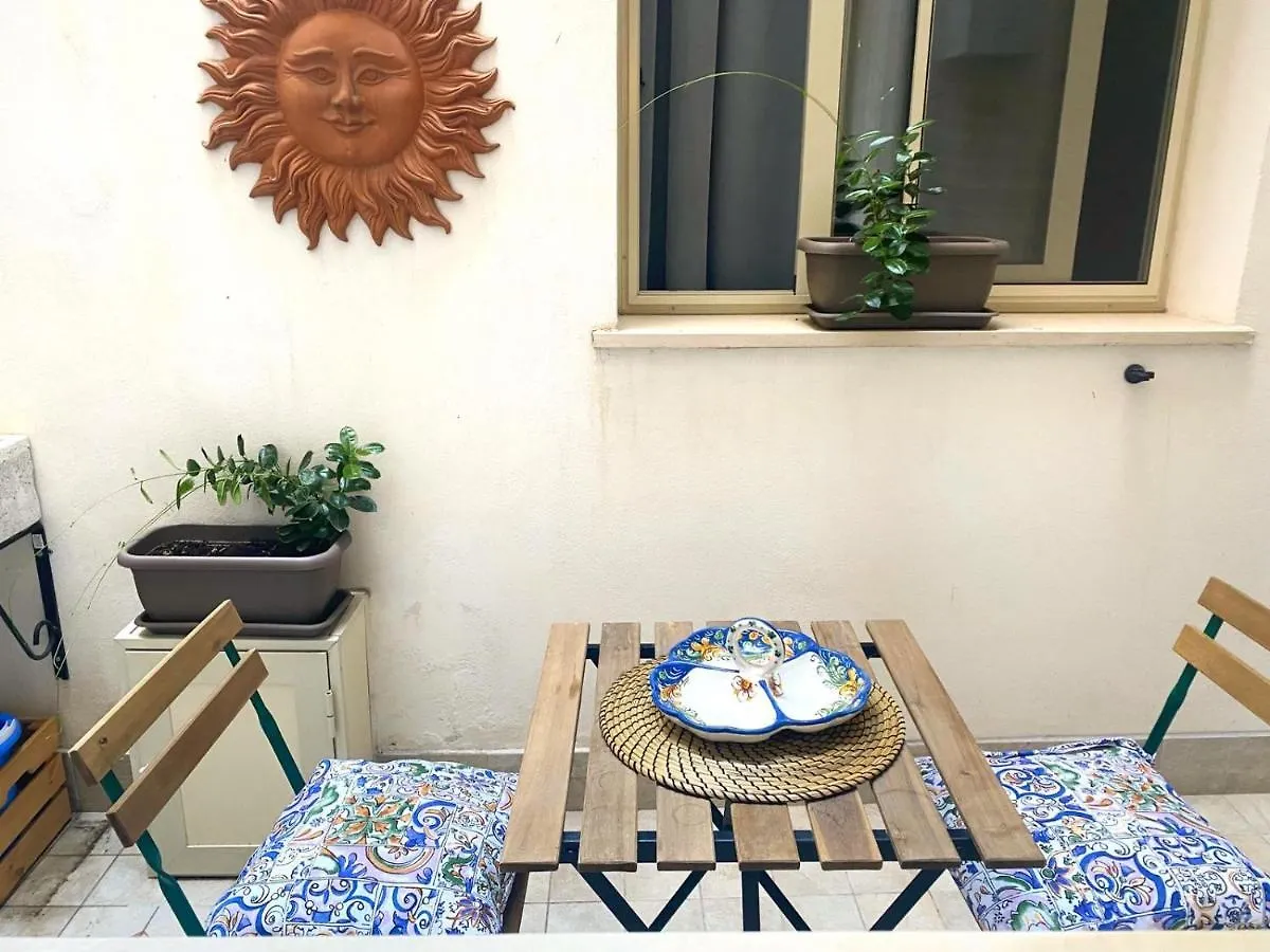 Apartment Alfonzetti-5 Min Walk To Central Train And Bus Station Katania